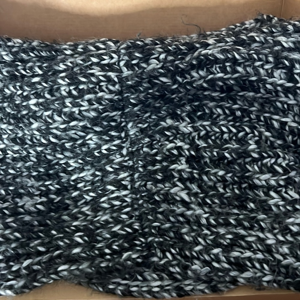 Francesca’s Knit Scarf